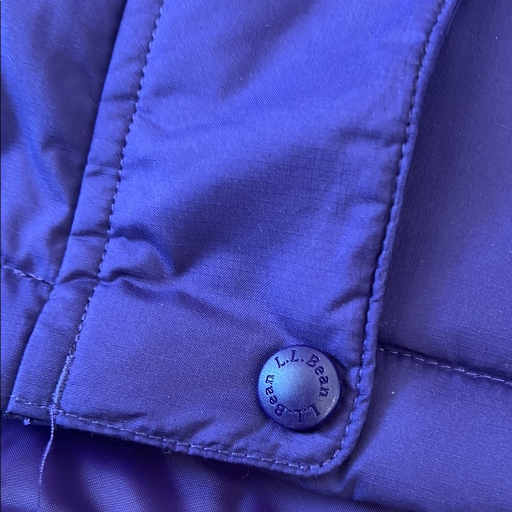 L.L. Bean Quilted Purple and Black Vest for Outdoor Adventures - Picture 16 of 16